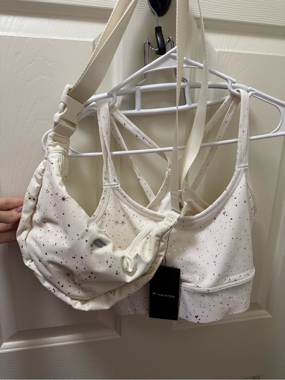 Set Fabletics Cream sports bra with Metallic Gold Speckle and belt bag to match